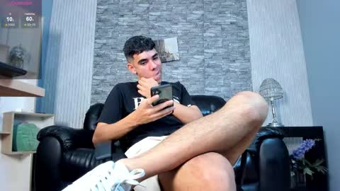 Snapshot of zack_joness10 chatting on February 1, 2026, 4:55 am zack_joness10 online show from February 1, 2026, 4:55 am