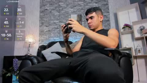 zack_joness10 online show from May 31, 2026, 5:26 am