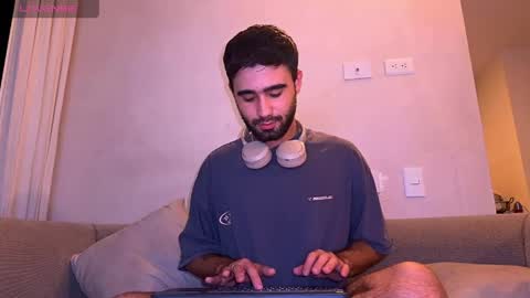 zack_sullivan22 online show from May 17, 2026, 6:11 am