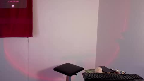 Snapshot of zackary_025 chatting on February 27, 2026, 10:04 am Zack online show from February 27, 2026, 10:04 am