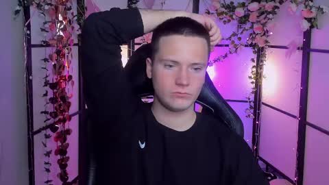 Snapshot of zackhandsome chatting on April 13, 2026, 5:35 am Zack online show from April 13, 2026, 5:35 am