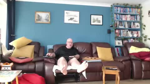 Snapshot of zacsmithuk chatting on February 2, 2026, 10:47 am Zac Smitj online show from February 2, 2026, 10:47 am