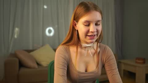 Marina online show from October 13, 2025, 1:33 pm