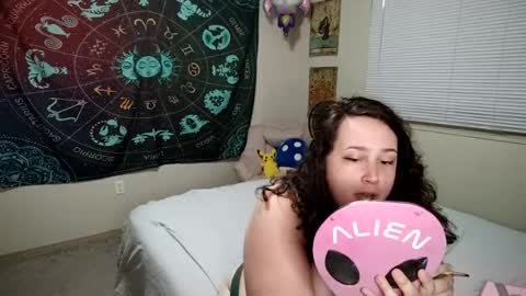 Zadie Haze online show from July 7, 2026, 6:27 am