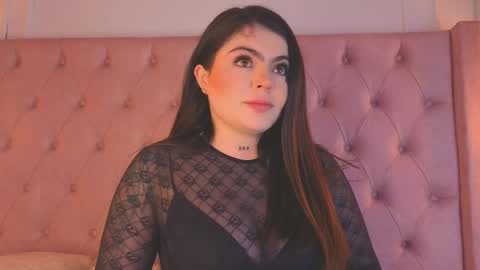 Snapshot of zafiiro_20 chatting on February 6, 2026, 11:24 am Zafiro online show from February 6, 2026, 11:24 am