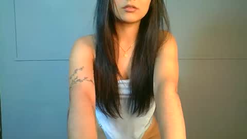 Snapshot of zafiramontiel_ chatting on February 11, 2026, 3:55 am Zafira online show from February 11, 2026, 3:55 am