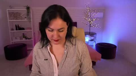 Snapshot of zafiramoonn chatting on May 12, 2026, 6:21 am Zafiramoonn online show from May 12, 2026, 6:21 am