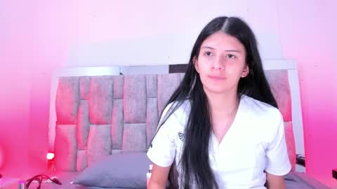 Snapshot of zafiranavarro chatting on March 4, 2026, 8:26 pm zafira online show from March 4, 2026, 8:26 pm