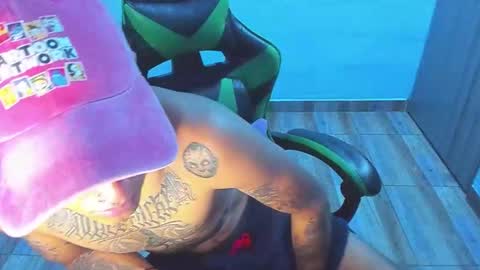 Snapshot of zafirocum chatting on December 20, 2025, 10:44 am BiG Zafiro online show from December 20, 2025, 10:44 am