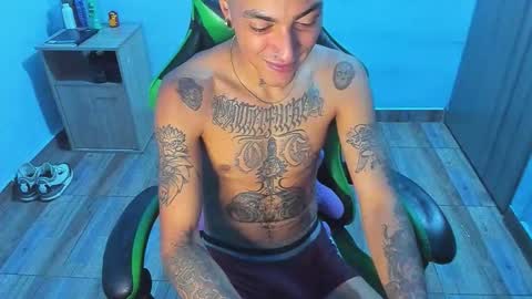 Snapshot of zafirocum chatting on December 22, 2025, 10:12 am BiG Zafiro online show from December 22, 2025, 10:12 am