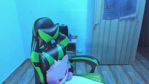 Snapshot of zafirocum chatting on January 6, 2026, 11:25 am BiG Zafiro online show from January 6, 2026, 11:25 am