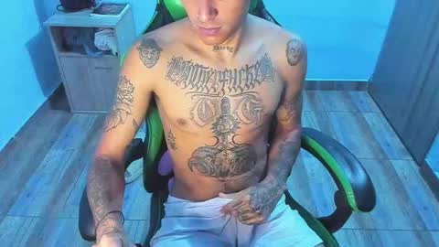 Snapshot of zafirocum chatting on January 8, 2026, 10:28 am BiG Zafiro online show from January 8, 2026, 10:28 am