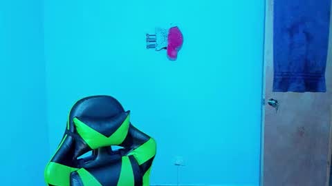 Snapshot of zafirocum chatting on February 28, 2026, 9:10 am BiG Zafiro online show from February 28, 2026, 9:10 am