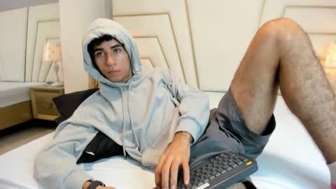 Snapshot of zahir_ashar chatting on October 28, 2025, 11:03 am zahir_ashar online show from October 28, 2025, 11:03 am