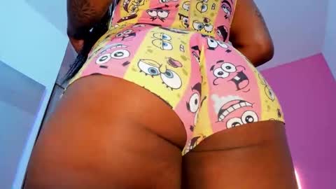 zahra_rose online show from November 25, 2025, 6:41 pm