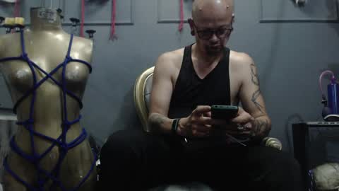 Snapshot of zainkreiger chatting on April 6, 2026, 2:20 am Dom Zain online show from April 6, 2026, 2:20 am