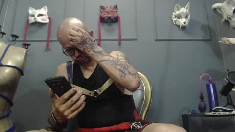 Snapshot of zainkreiger chatting on April 12, 2026, 12:48 am Dom Zain online show from April 12, 2026, 12:48 am