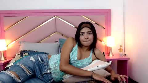 Zaira Angel online show from March 3, 2025, 8:21 pm