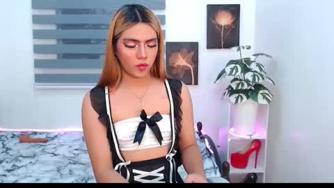 Snapshot of zairaaaaa chatting on April 19, 2026, 12:15 pm Zai online show from April 19, 2026, 12:15 pm