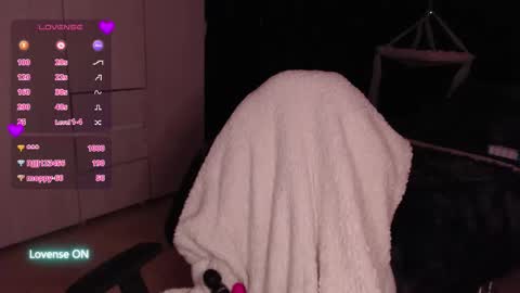 Snapshot of zakura_ania chatting on March 2, 2026, 5:08 am zakura_ania online show from March 2, 2026, 5:08 am