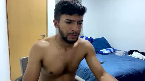 Snapshot of zaleh436460 chatting on December 21, 2025, 9:44 pm RAJ online show from December 21, 2025, 9:44 pm