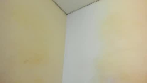 Snapshot of zamara__ chatting on February 24, 2025, 12:37 pm Zamara online show from February 24, 2025, 12:37 pm