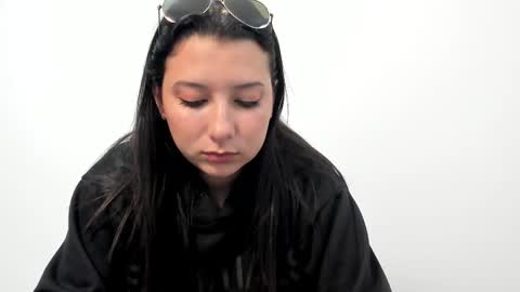 zammii69 online show from October 23, 2025, 8:40 pm