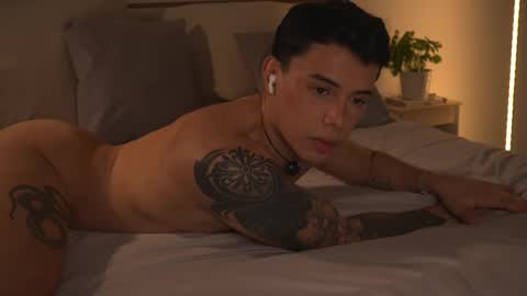 Snapshot of zamuel_18 chatting on April 9, 2026, 10:04 pm zamuel -15 off online show from April 9, 2026, 10:04 pm