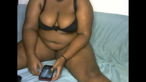 zandile22 online show from November 23, 2025, 4:01 am