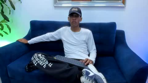 Snapshot of zane_belville chatting on May 6, 2026, 11:04 am Zane Belville online show from May 6, 2026, 11:04 am