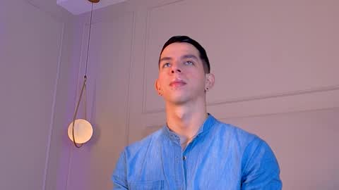 Snapshot of zanedawson chatting on October 17, 2025, 11:35 am Zane Dawson online show from October 17, 2025, 11:35 am