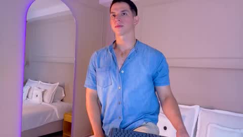 Snapshot of zanedawson chatting on November 27, 2025, 4:14 am Zane Dawson online show from November 27, 2025, 4:14 am