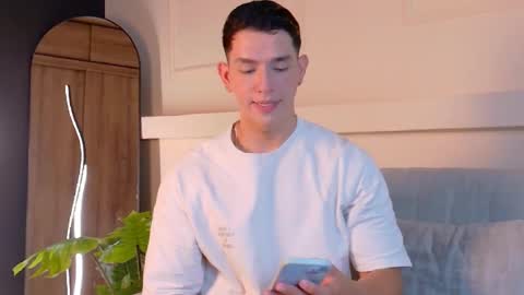 Snapshot of zanedawson chatting on December 16, 2025, 7:30 pm Zane Dawson online show from December 16, 2025, 7:30 pm