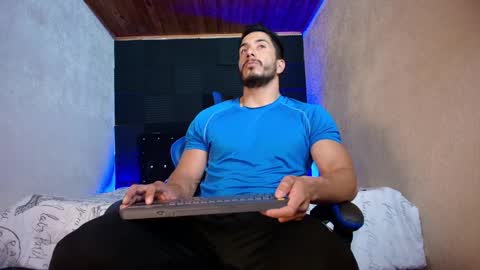 zanemaverick online show from May 11, 2026, 12:44 pm