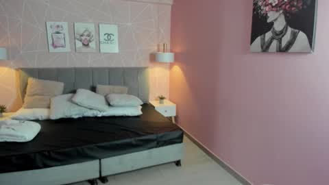 Zara Sweet  online show from December 16, 2025, 1:27 pm