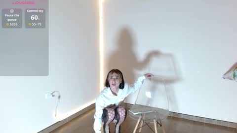 Snapshot of zara_cutehot19 chatting on February 15, 2026, 11:01 pm Hello welcome to my roomIm Zara online show from February 15, 2026, 11:01 pm