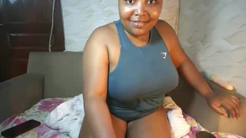 Snapshot of zara_dane chatting on October 11, 2025, 9:08 am Zara Dane online show from October 11, 2025, 9:08 am