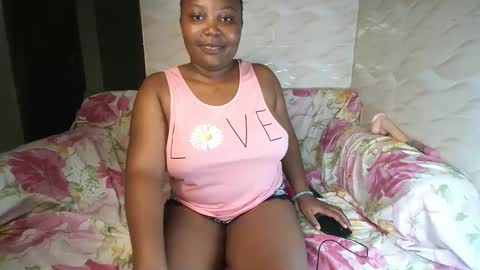 Snapshot of zara_dane chatting on November 29, 2025, 10:24 pm Zara Dane online show from November 29, 2025, 10:24 pm