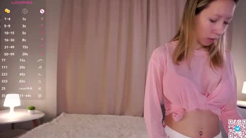 Snapshot of zara_shine chatting on November 6, 2025, 6:20 pm Criss online show from November 6, 2025, 6:20 pm