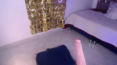 Zara online show from January 30, 2025, 1:33 am