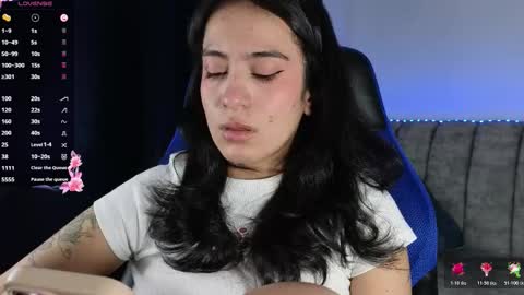 Snapshot of zaradames_ chatting on March 10, 2026, 5:01 am zaradames_ online show from March 10, 2026, 5:01 am