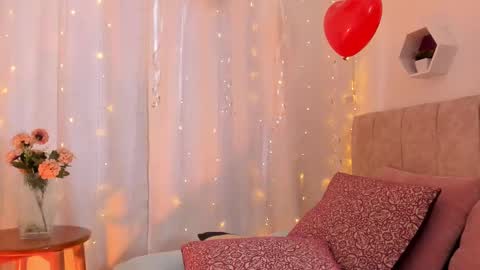 Zara . online show from February 20, 2025, 4:25 pm