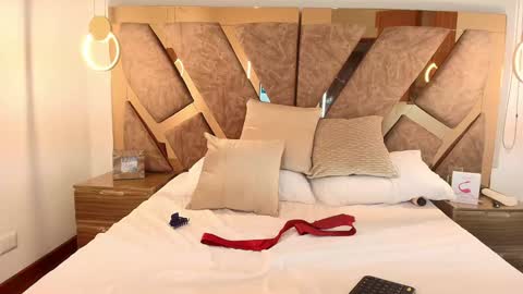 Zarah Andrews online show from January 20, 2025, 11:32 pm