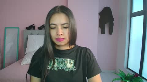 Snapshot of zarah_torres chatting on January 22, 2025, 7:03 pm Zarah online show from January 22, 2025, 7:03 pm
