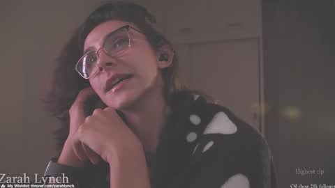 Snapshot of zarahlynch chatting on January 7, 2026, 2:14 am Miss Lynch Next show 2911 online show from January 7, 2026, 2:14 am