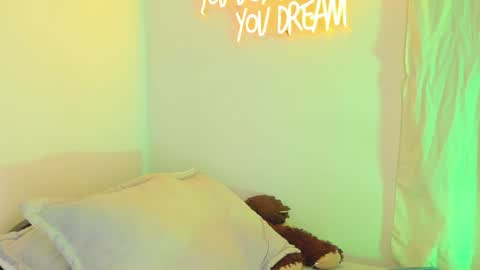   online show from January 31, 2025, 9:16 pm