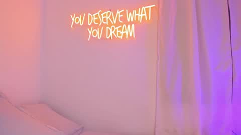   online show from February 16, 2025, 8:33 pm