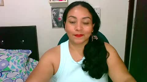 Snapshot of zaray_45bella chatting on April 16, 2026, 9:37 pm zaray online show from April 16, 2026, 9:37 pm