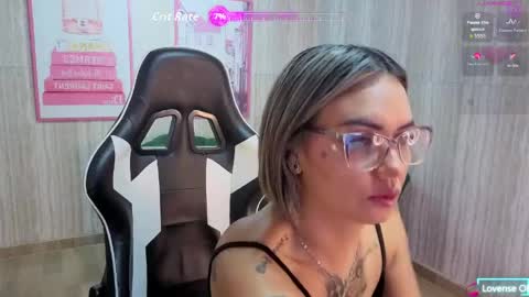 Isabella online show from April 16, 2026, 12:50 pm