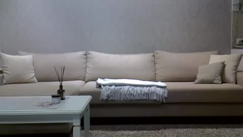 Zarina Swift online show from February 13, 2025, 4:43 am